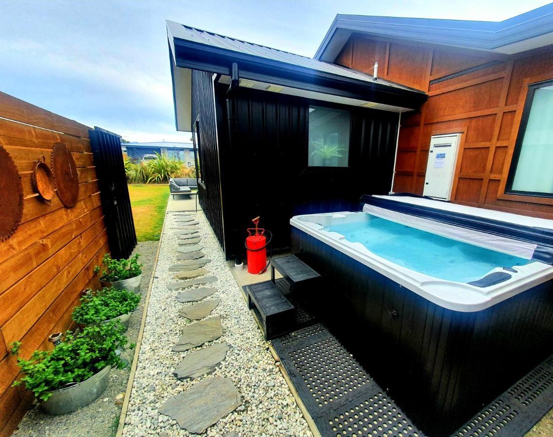 Hawea Heaven: Superking Beds + Hot Tub + Mountain Wanaka Exterior foto