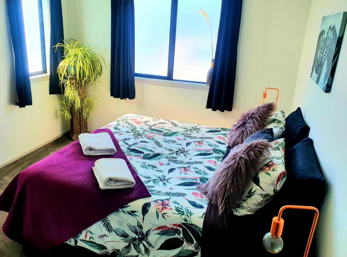 Hawea Heaven: Superking Beds + Hot Tub + Mountain Wanaka Exterior foto