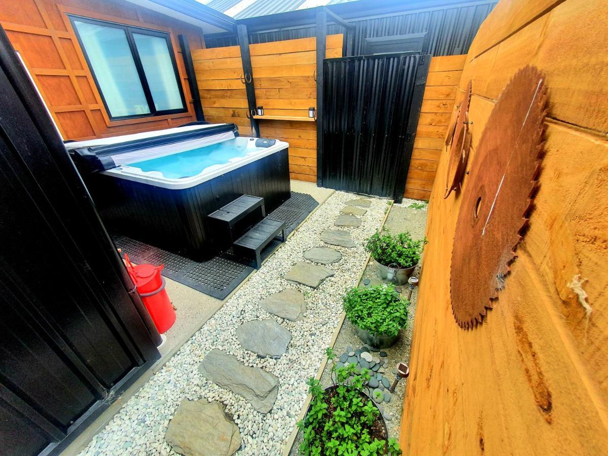 Hawea Heaven: Superking Beds + Hot Tub + Mountain Wanaka Exterior foto