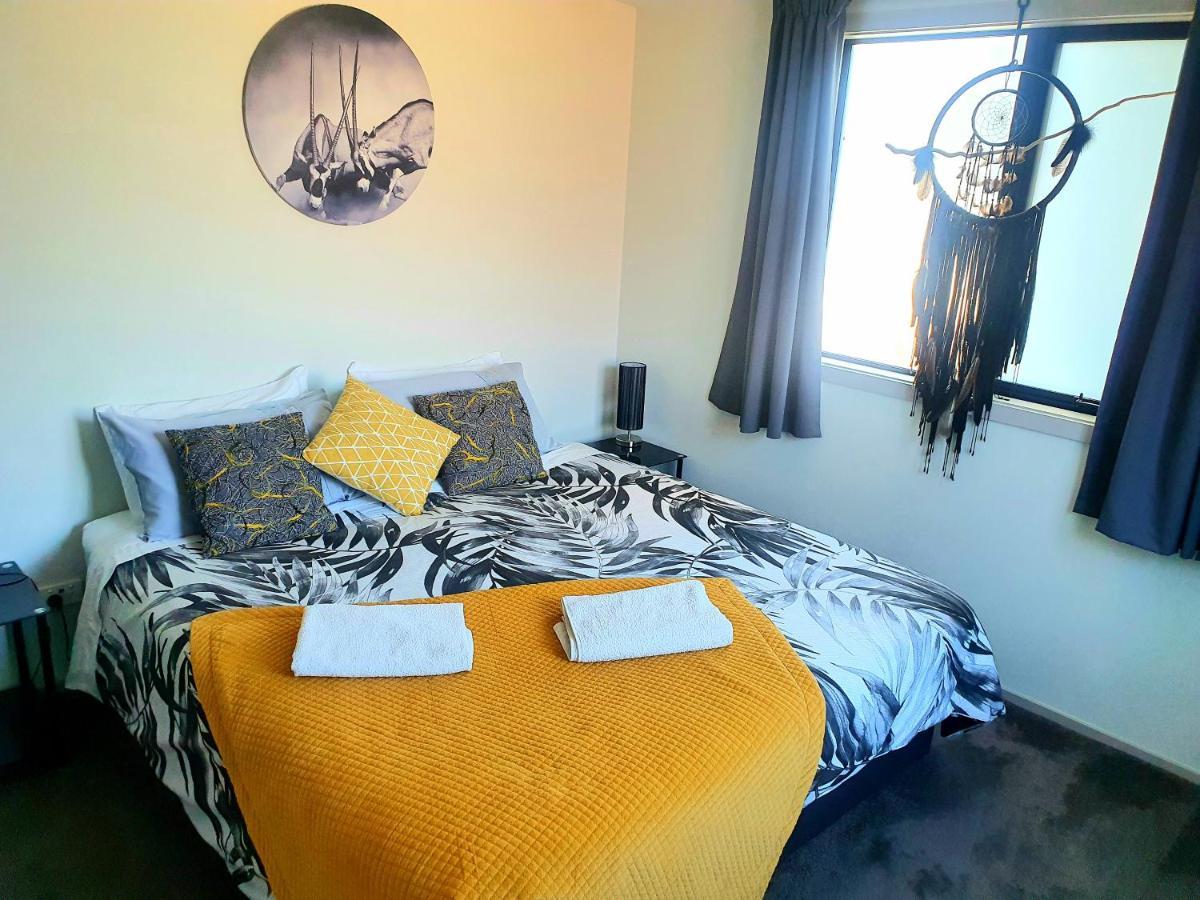 Hawea Heaven: Superking Beds + Hot Tub + Mountain Wanaka Exterior foto